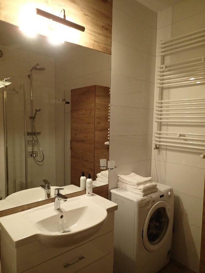 Apartament Dla Ciebie Z Tarasem I Garazem Kołobrzeg Exterior foto